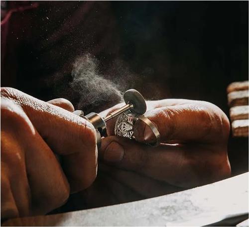 دوره آموزش طلا و جواهرسازی از صفر تا صد