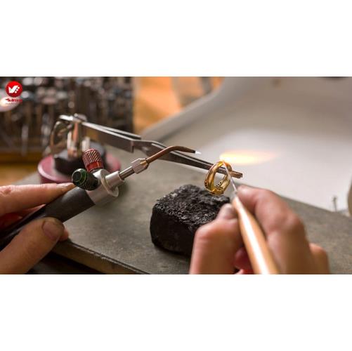 دوره آموزش تعمیرات طلا و جواهرات و آبکاری